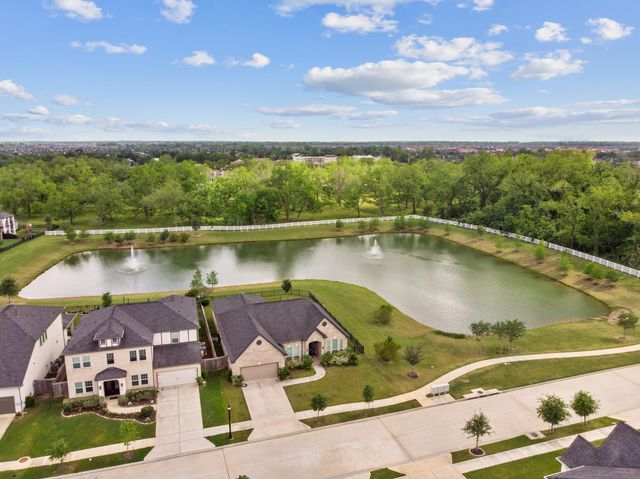4227 Carol Ridge Drive, Sugar Land, TX 77479