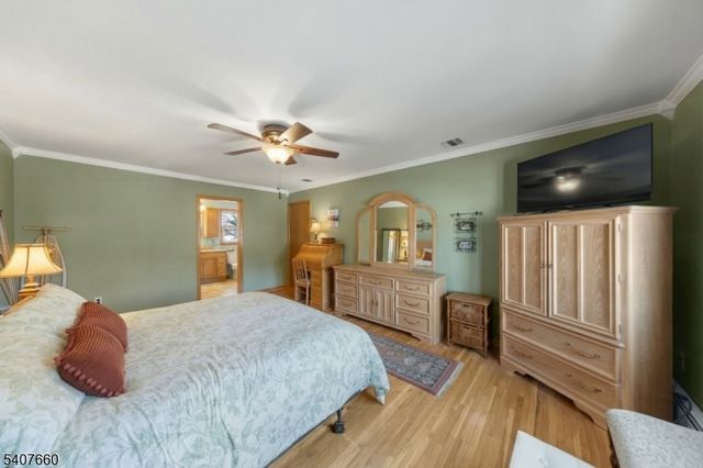 2 Mettle Ln, Roxbury Twp., NJ 07885