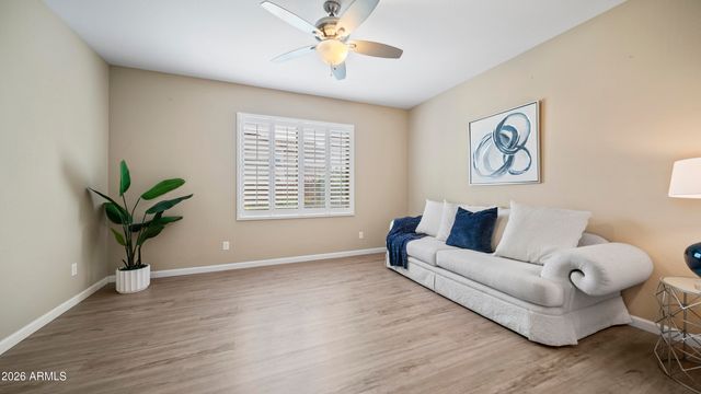 8611 E DESERT Lane, Mesa, AZ 85209