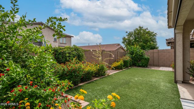 8611 E DESERT Lane, Mesa, AZ 85209