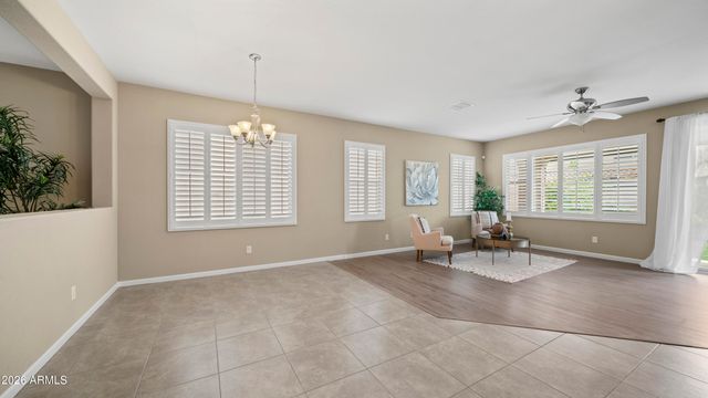 8611 E DESERT Lane, Mesa, AZ 85209