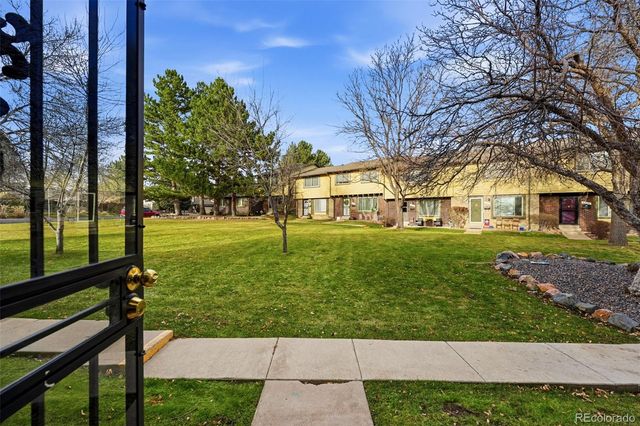 508 S Carr Street 118, Lakewood, CO 80226