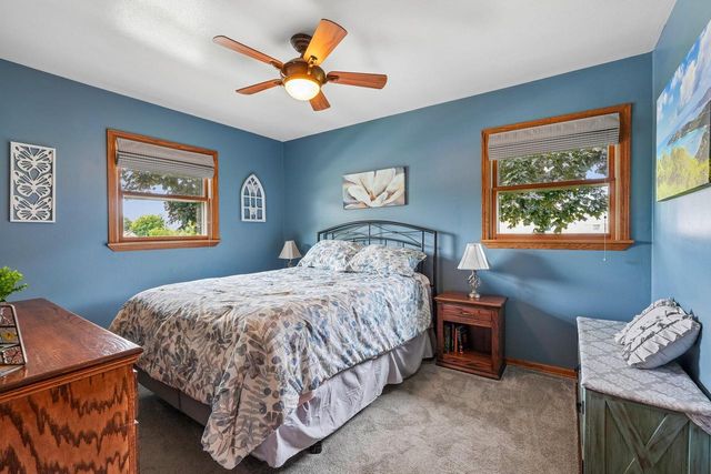2709 13th AVENUE, South Milwaukee, WI 53172
