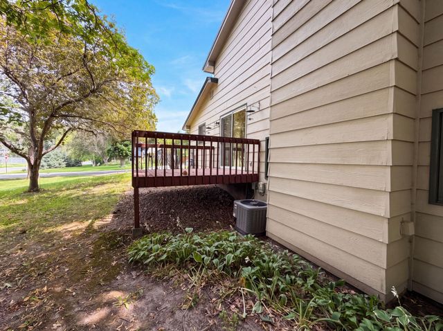 2601 Setter Circle, Mound, MN 55364