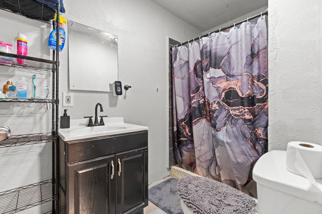 105 E North Street, Itasca, TX 76055