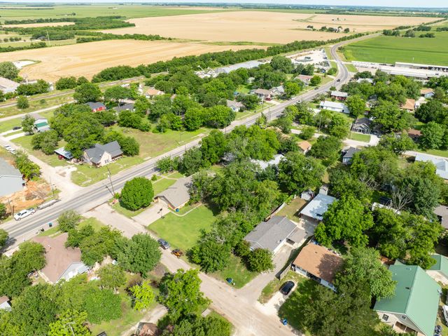 105 E North Street, Itasca, TX 76055