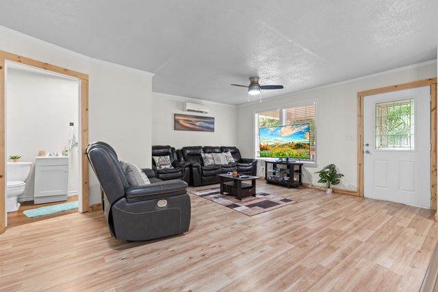 105 E North Street, Itasca, TX 76055