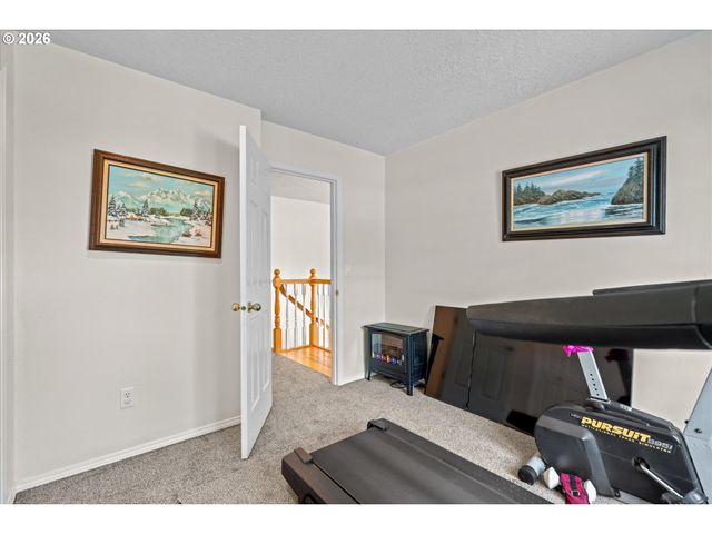 1083 Se ACACIA Pl, Gresham, OR 97080