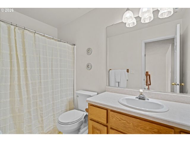 1083 Se ACACIA Pl, Gresham, OR 97080