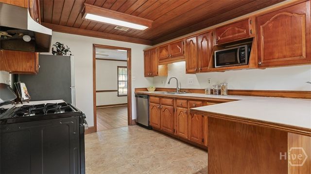 3 Long Boat Place, Savannah, GA 31410
