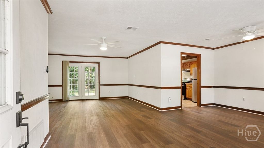 Image 3 of property listing at 3 Long Boat Place, Savannah, GA 31410