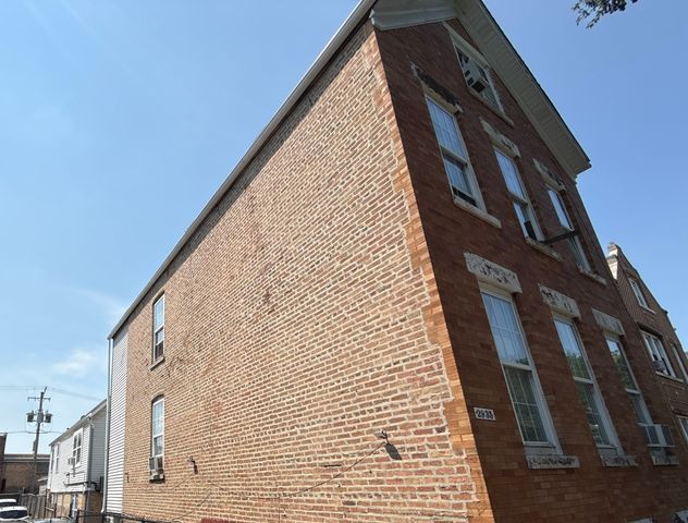 2935 W 25th Place, Chicago, IL 60623