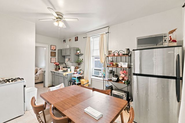 2935 W 25th Place, Chicago, IL 60623