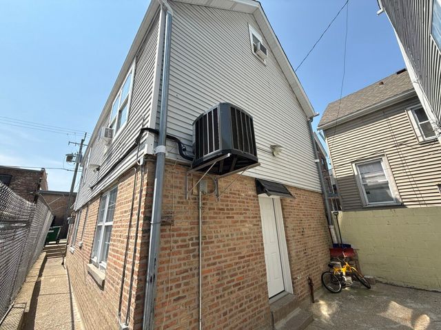 2935 W 25th Place, Chicago, IL 60623