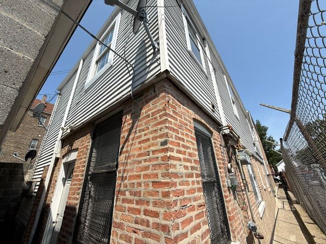 2935 W 25th Place, Chicago, IL 60623