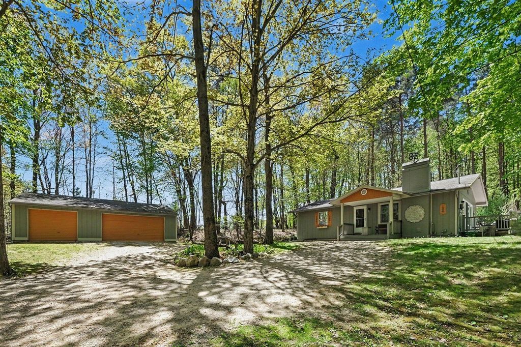 6363 Tiffany Avenue, Rockford, MI 49341
