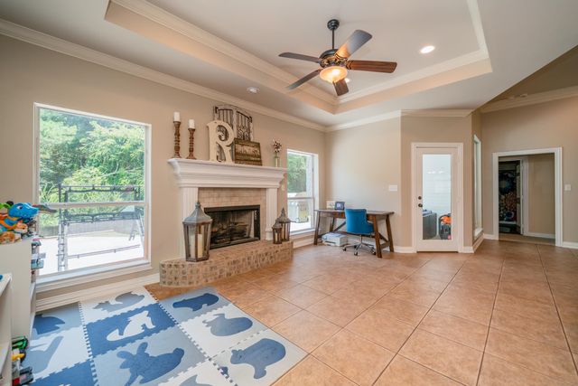 104 Colt St, Longview, TX 75604