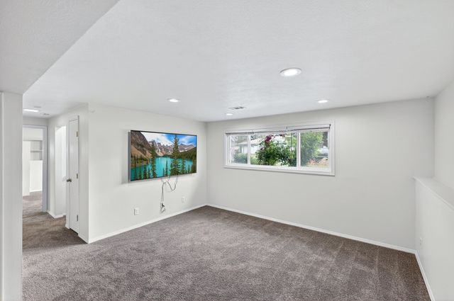 12901 E 28th Ave, Spokane Valley, WA 99216