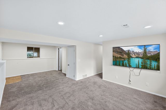 12901 E 28th Ave, Spokane Valley, WA 99216