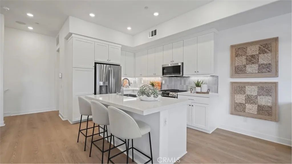 1385 Snowberry Place, Montebello, CA 90640