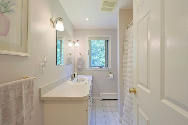 37 Cliftondale, Saugus, MA 01906