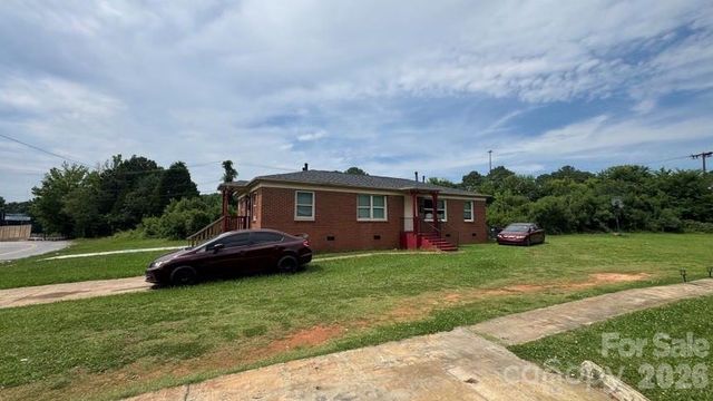 1661 &1665 Montana Drive, Charlotte, NC 28216