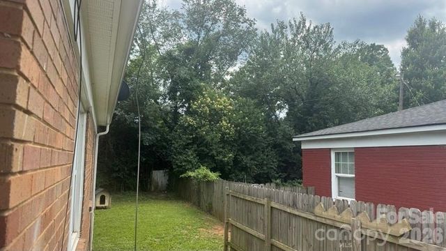 1661 &1665 Montana Drive, Charlotte, NC 28216