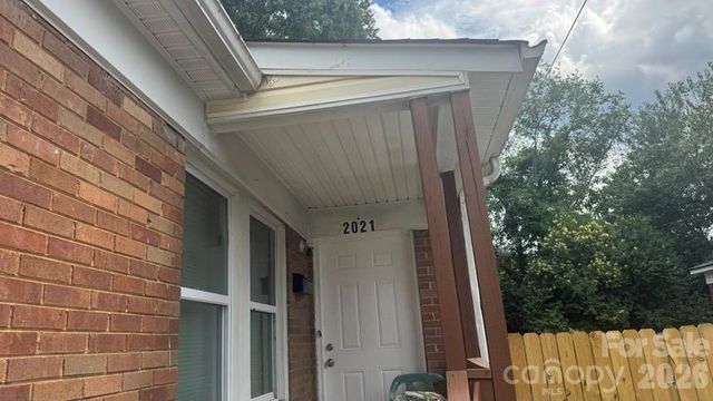 1661 &1665 Montana Drive, Charlotte, NC 28216