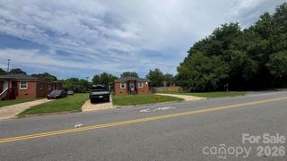 1661 &1665 Montana Drive, Charlotte, NC 28216