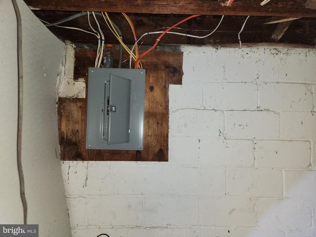 3425 6TH ST, Baltimore, MD 21225