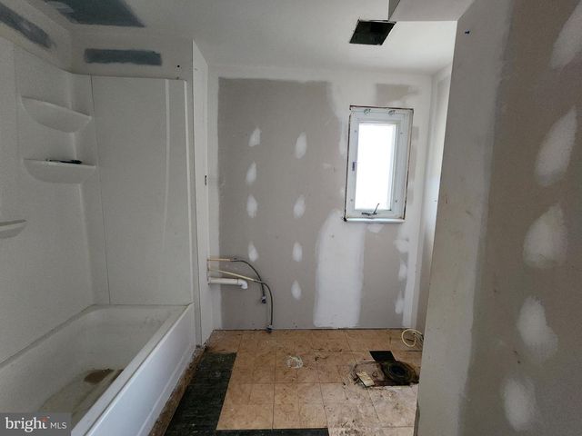 3425 6TH ST, Baltimore, MD 21225