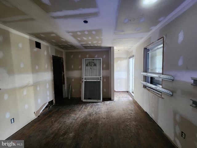 3425 6TH ST, Baltimore, MD 21225