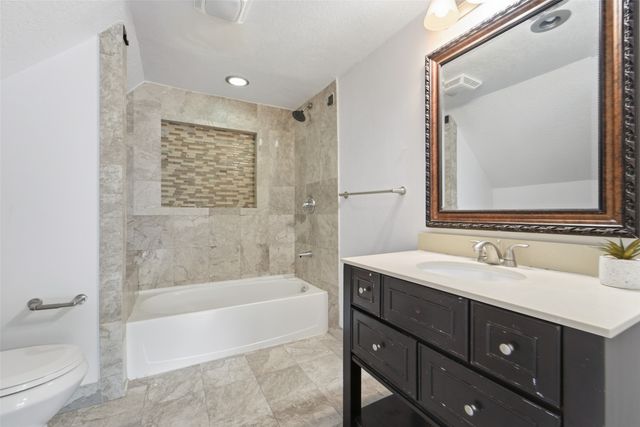 3832 15th Street, Des Moines, IA 50313