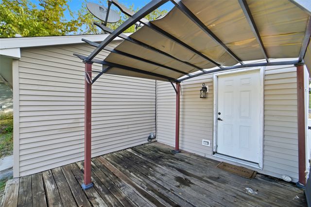 3832 15th Street, Des Moines, IA 50313