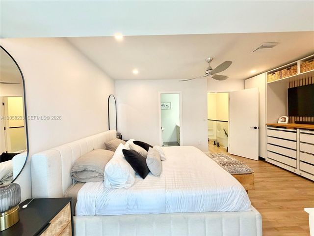 1990 Brickell Ave K, Miami, FL 33129