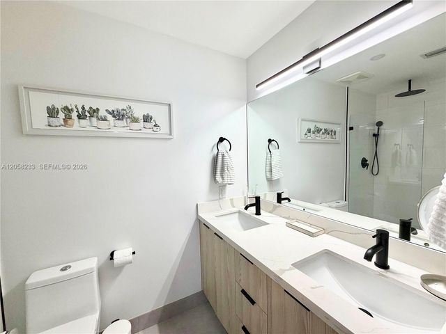 1990 Brickell Ave K, Miami, FL 33129