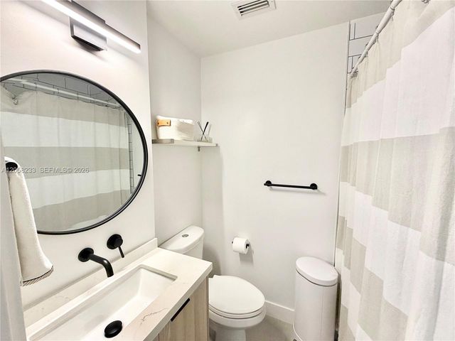 1990 Brickell Ave K, Miami, FL 33129