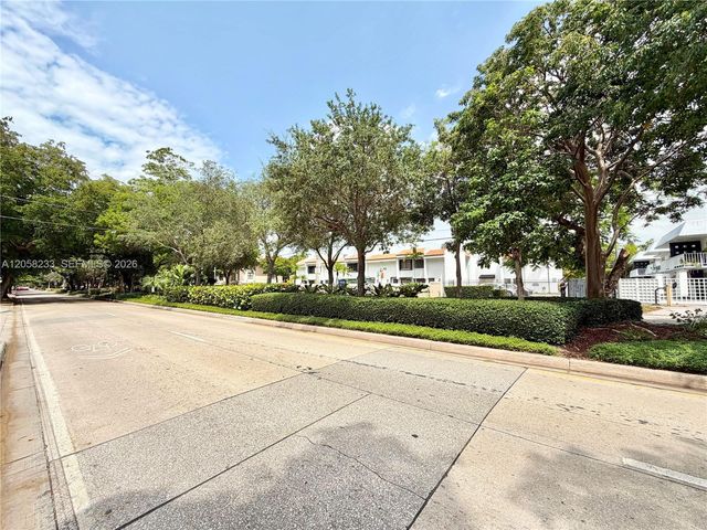 1990 Brickell Ave K, Miami, FL 33129