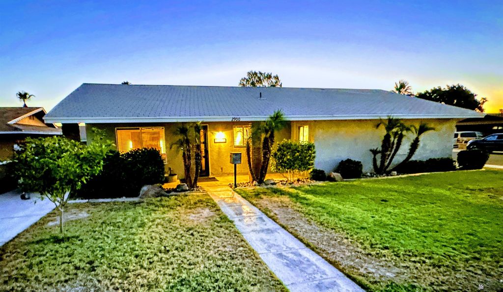 2900 S RAINBOW AVE, Yuma, AZ 85365