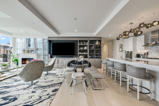 133 Seaport Blvd PH1C, Boston, MA 02210