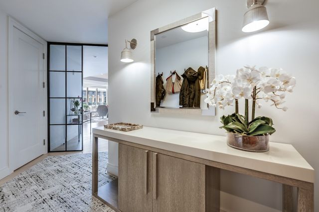 133 Seaport Blvd PH1C, Boston, MA 02210