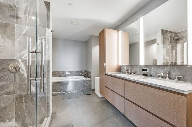 133 Seaport Blvd PH1C, Boston, MA 02210