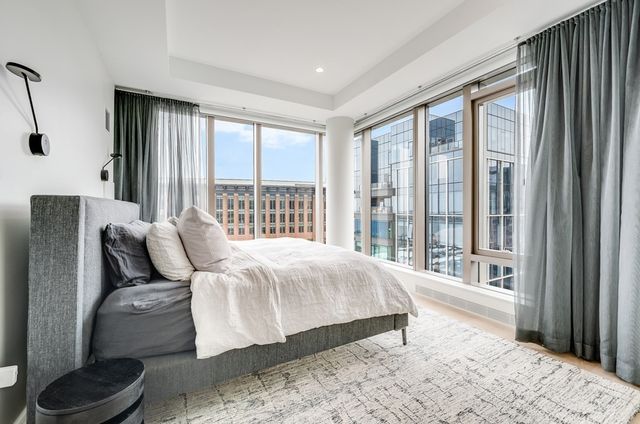 133 Seaport Blvd PH1C, Boston, MA 02210