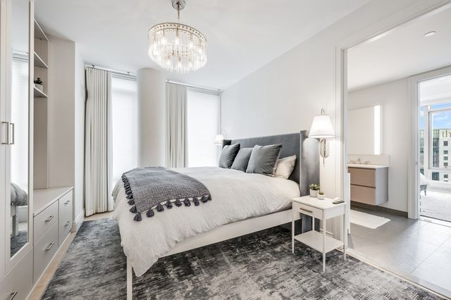 133 Seaport Blvd PH1C, Boston, MA 02210