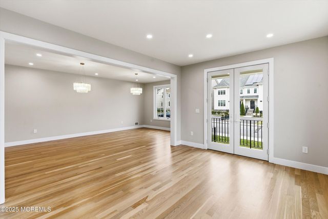 14 Blue River Way, Lakewood, NJ 08701