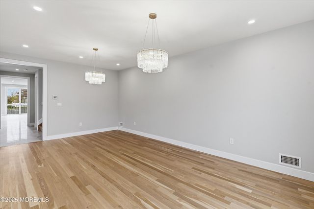 14 Blue River Way, Lakewood, NJ 08701