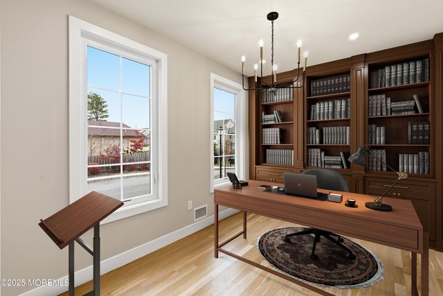 14 Blue River Way, Lakewood, NJ 08701