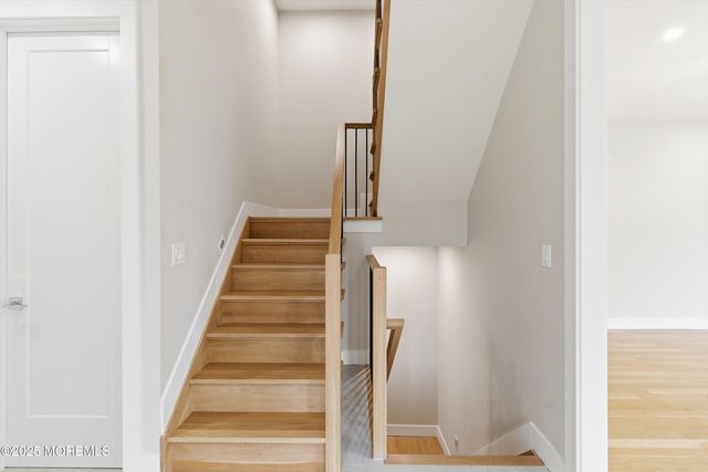 14 Blue River Way, Lakewood, NJ 08701