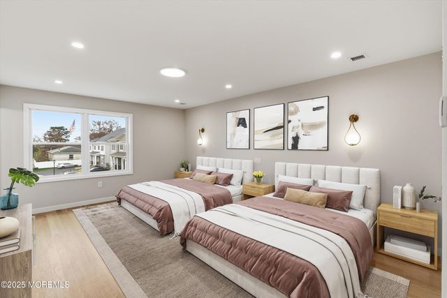 14 Blue River Way, Lakewood, NJ 08701