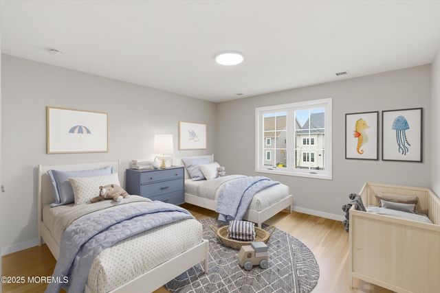 14 Blue River Way, Lakewood, NJ 08701